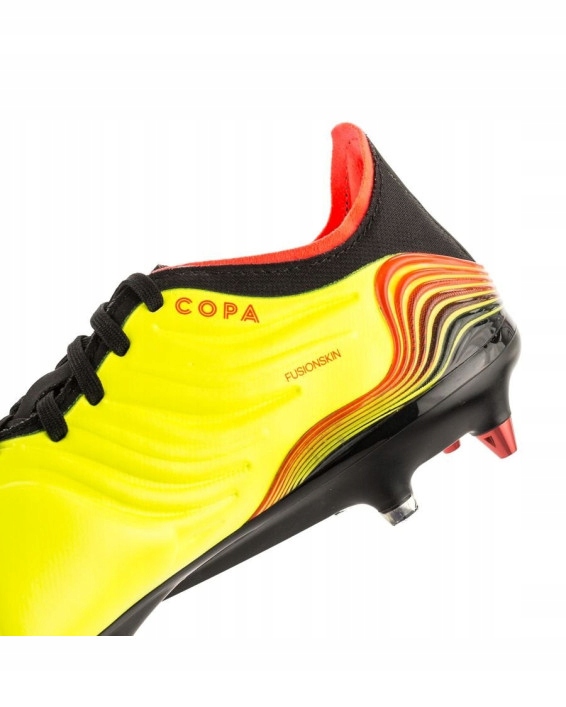 profesjonalne buty piłkarskie korki adidas copa sense.1 sg gy8935 r. 40 2/3 profesjonalne buty piłkarskie korki adidas copa sense.1 sg gy8935 r. 40 2/3