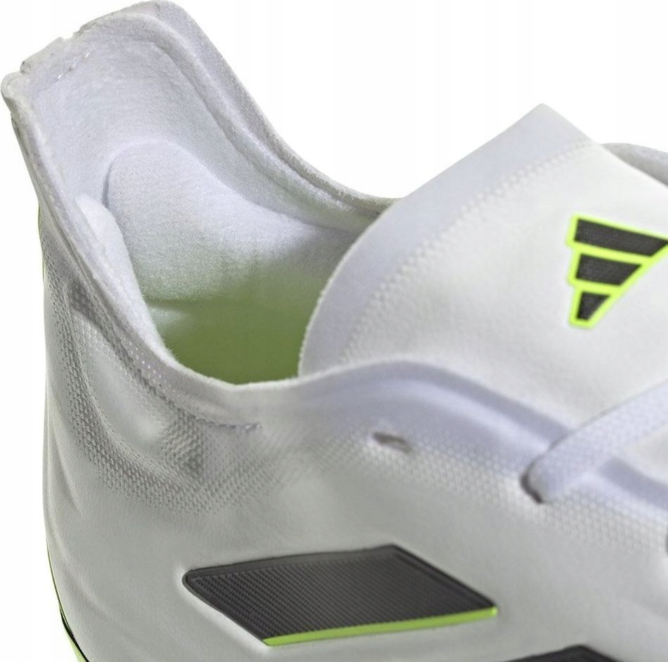 profesjonalne korki piłkarskie adidas copa pure.1 fg hq8971 rozmiar 48 2/3 profesjonalne korki piłkarskie adidas copa pure.1 fg hq8971 rozmiar 48 2/3